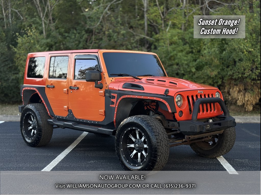 2015 Jeep Wrangler Unlimited Sahara's photo